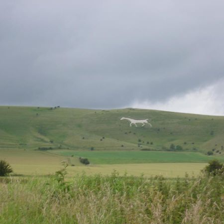 Calne Bed And Breakfast Buitenkant foto